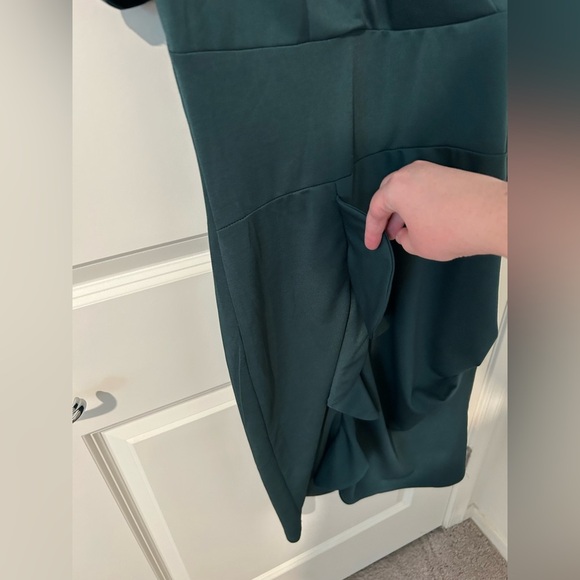 Emerald Green Maternity Dress - Picture 7 of 9